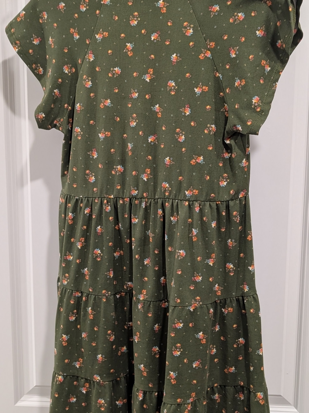 Altar'd State Olive Green Floral Tiered Dress Size M - Picture 4 of 4